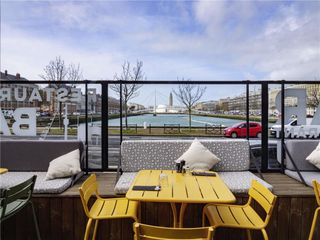 Mercure Bassin du Commerce