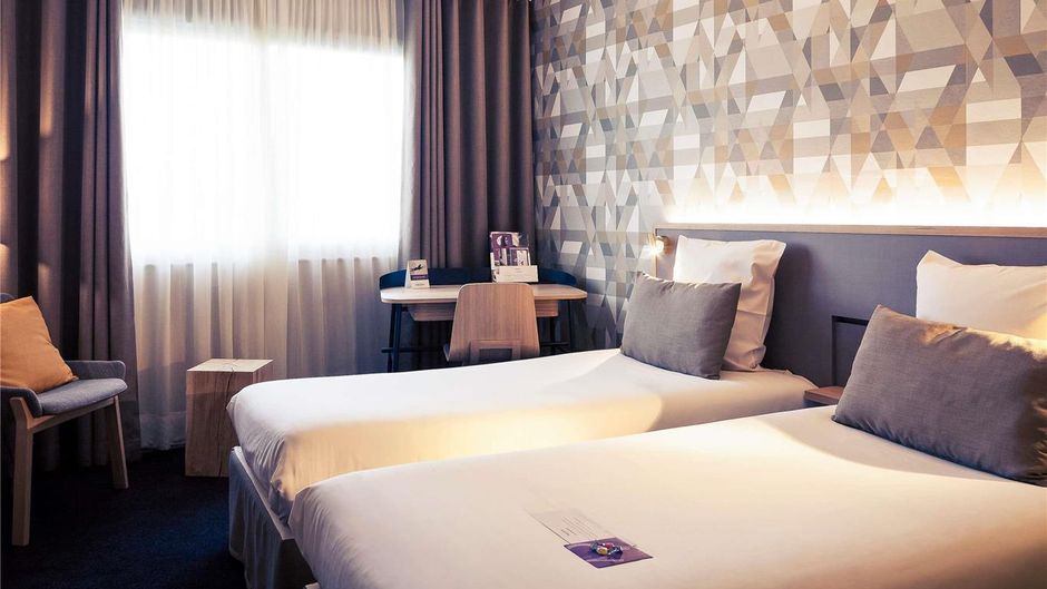 Mercure Lyon Charbonnieres Room