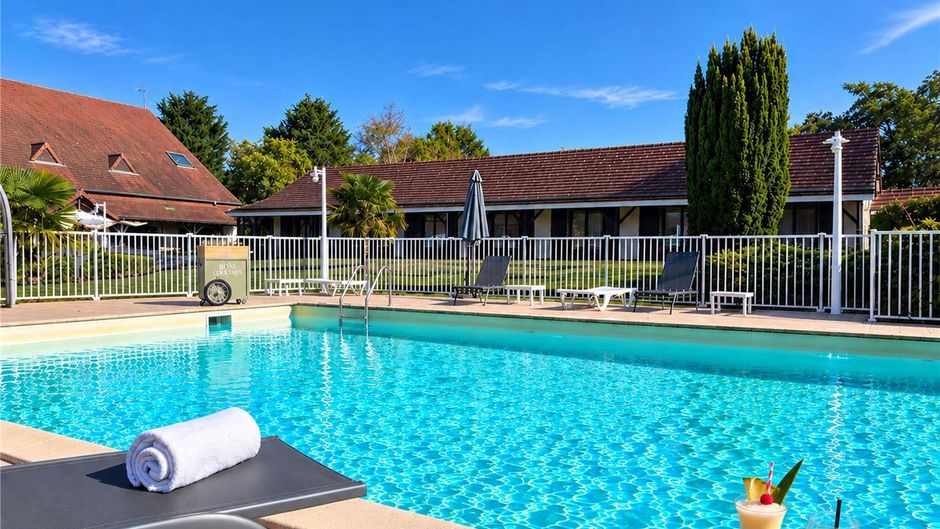 Mercure Auxerre Nord Pool