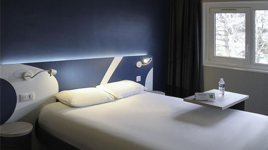 Ibis Styles Beauvais Hotel Room