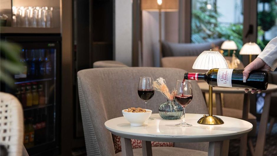 Mercure Paris Raspail Montparnasse Exterior