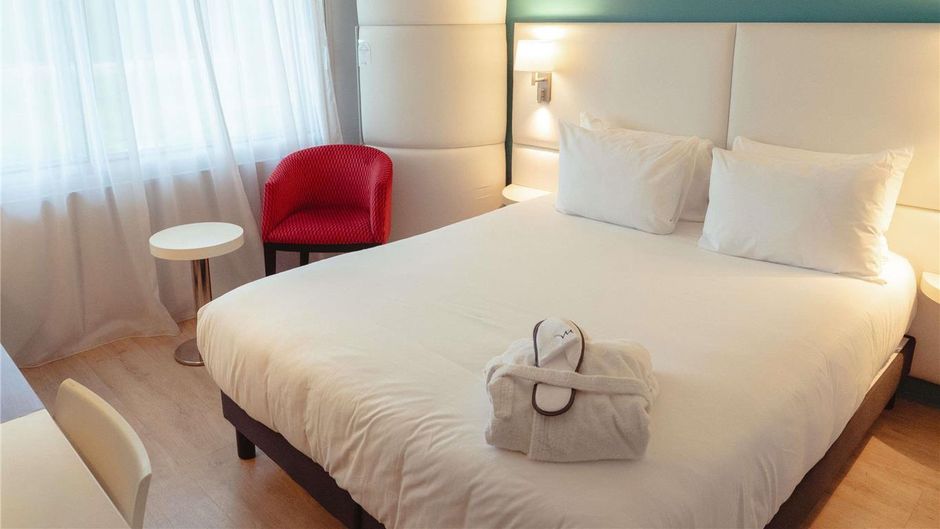 Mercure Brive Room