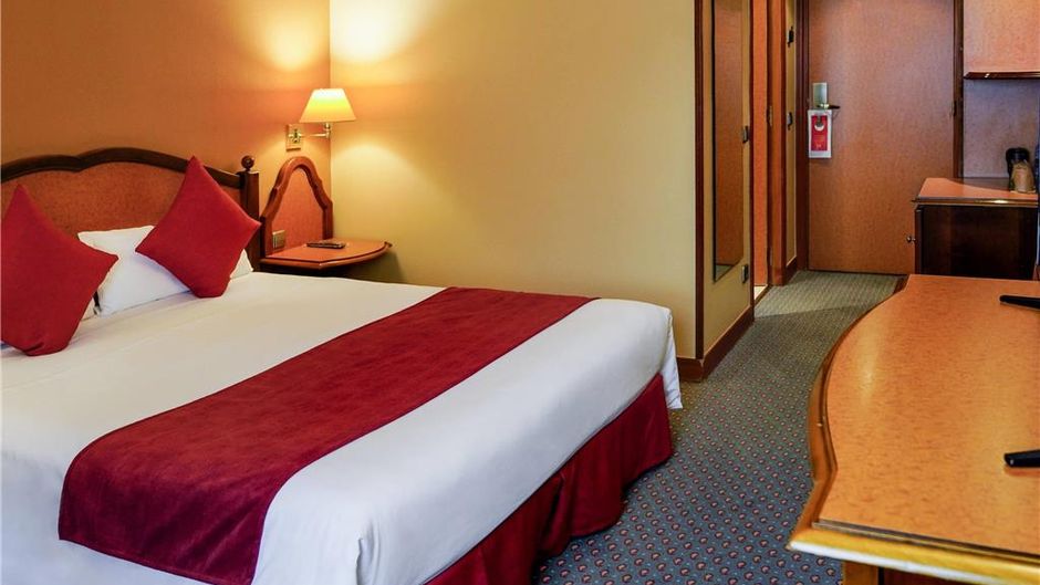 Mercure Andorra Room