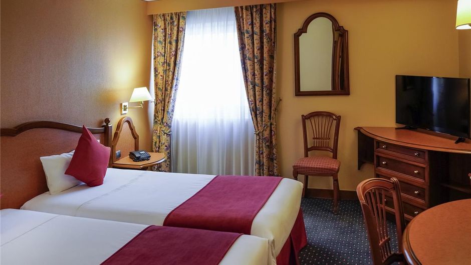 Mercure Andorra Room