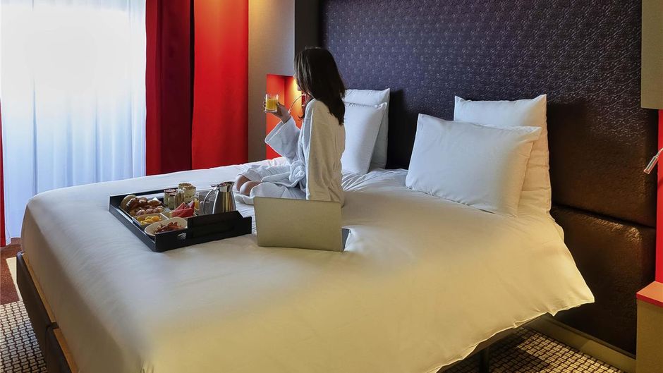 Mercure Paris Montmartre Room