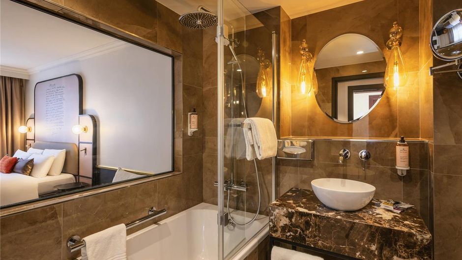Mercure Versailles Paris Ouest Room