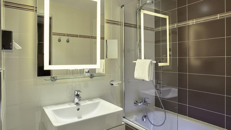 Mercure Versailles Paris Ouest Room