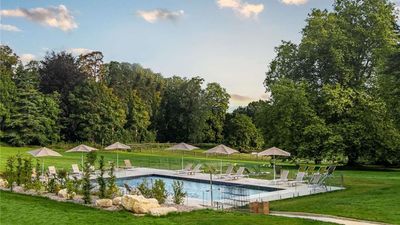 Novotel Chateau de Maffliers