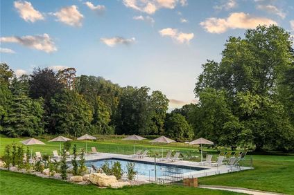 Novotel Chateau de Maffliers