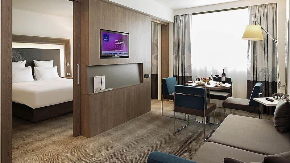 Novotel Fontainebleau Ury Room