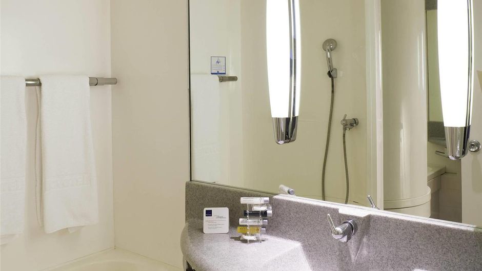 Novotel Amiens Est Room