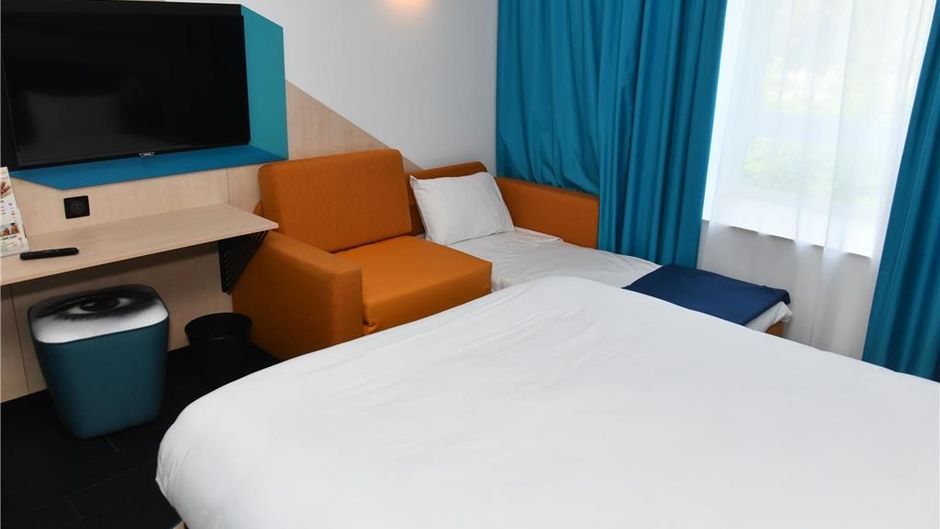 Ibis Styles Avignon Sud Room