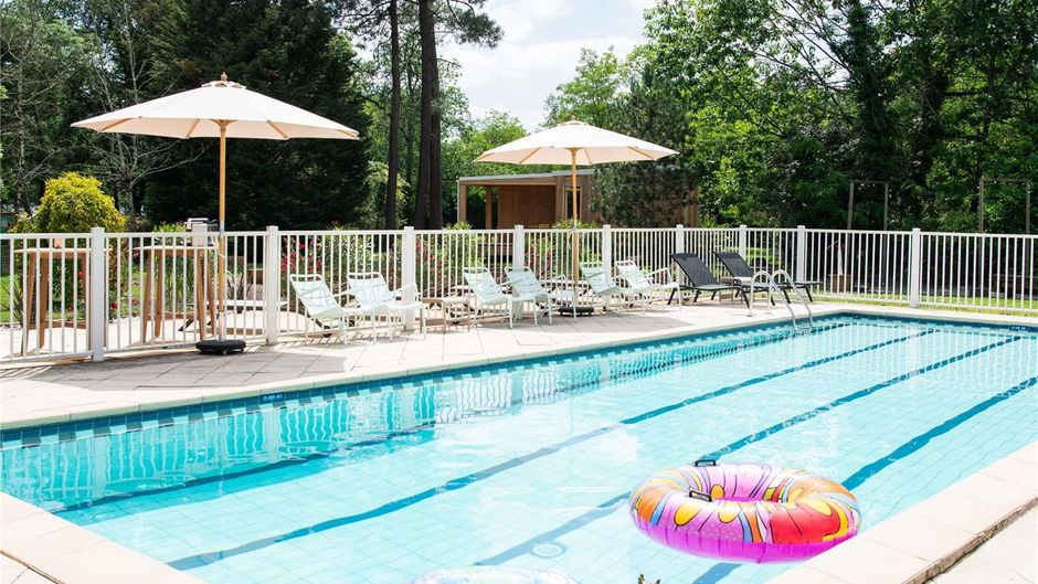 Novotel Bordeaux Aeroport Pool