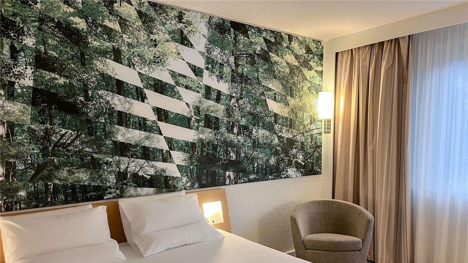 Novotel Bordeaux Aeroport Room
