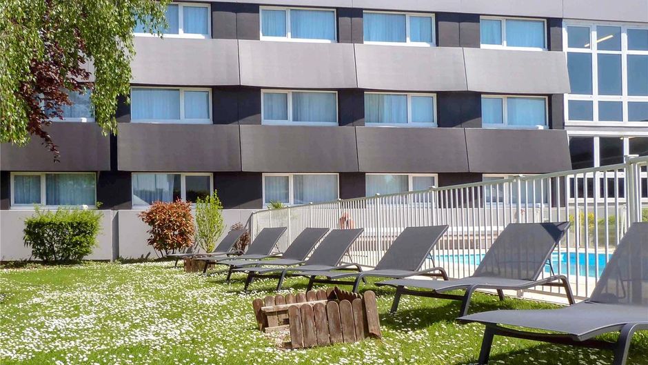 Novotel Caen Exterior