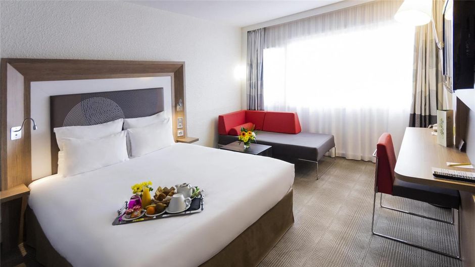 Novotel Chartres Room