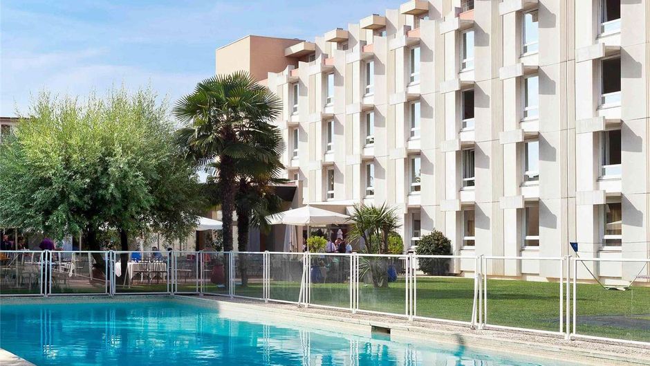 Novotel Nice Aeroport Cap 3000 Exterior