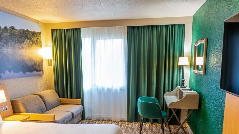 Novotel Orlean la Source Room