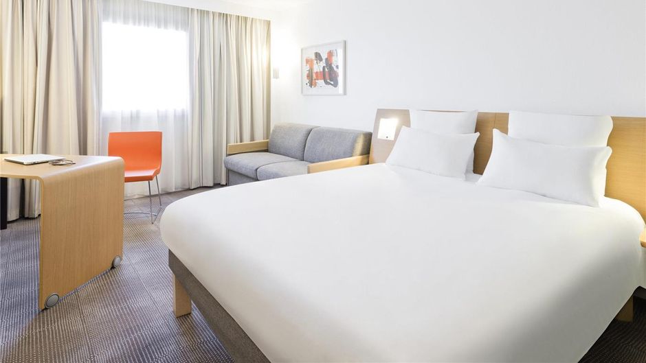 Novotel Pau Pyrenees Room