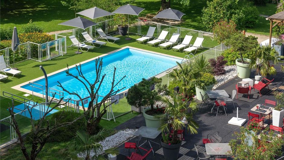 Novotel Grenoble Exterior
