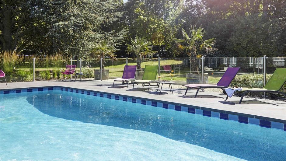 Novotel Lens Noyelles Pool