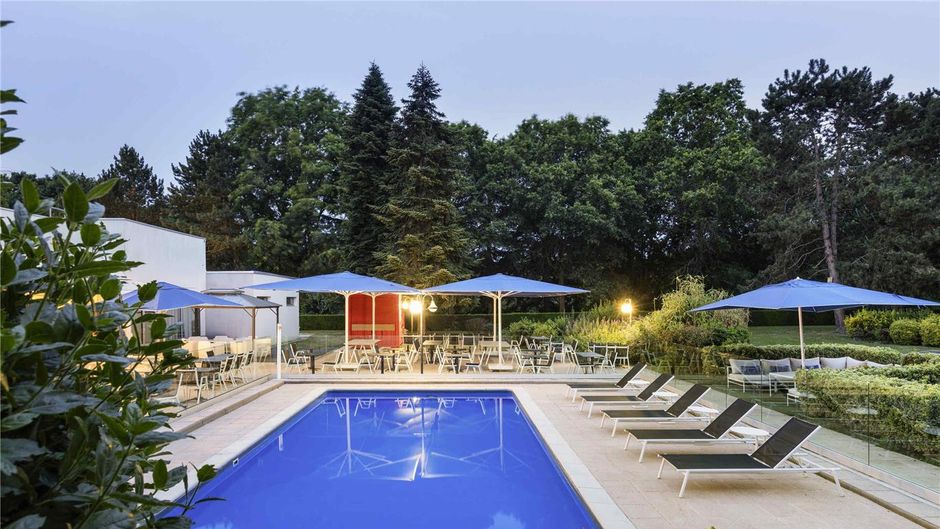 Novotel Alma Pool