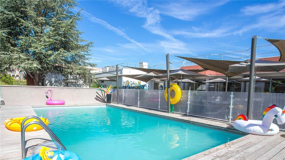 Novotel Lyon Bron Eurexpo Hotel Pool