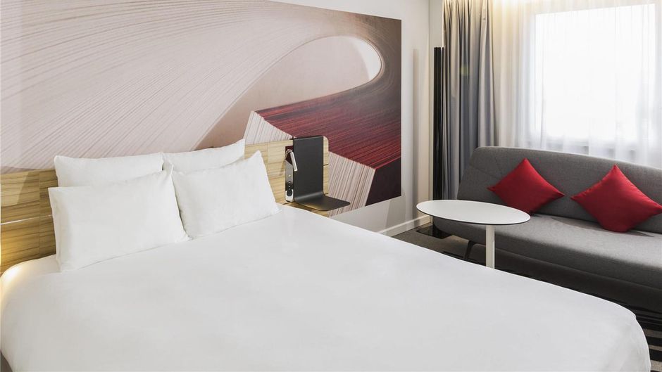 Novotel Centre Halles Room