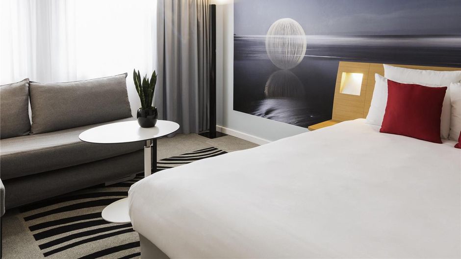 Novotel Centre Halles Room