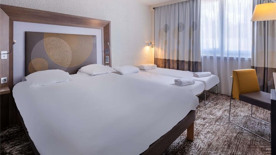 Novotel Le Mans Room