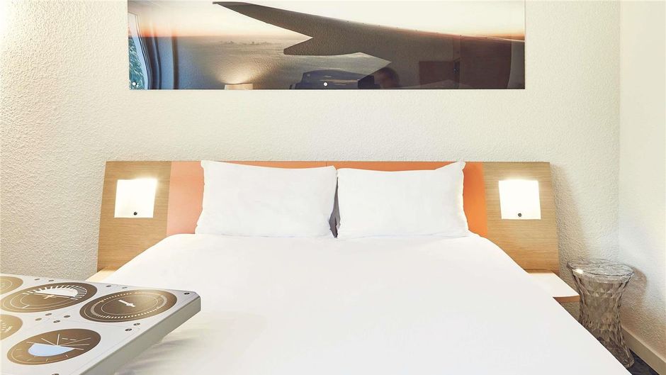 Ibis Styles Marseille Provence Airport Room