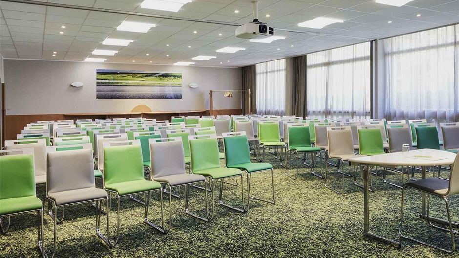 Ibis Styles Marseille Provence Airport Meeting