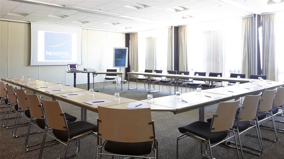 Novotel Marseille Est La Valentine Meeting