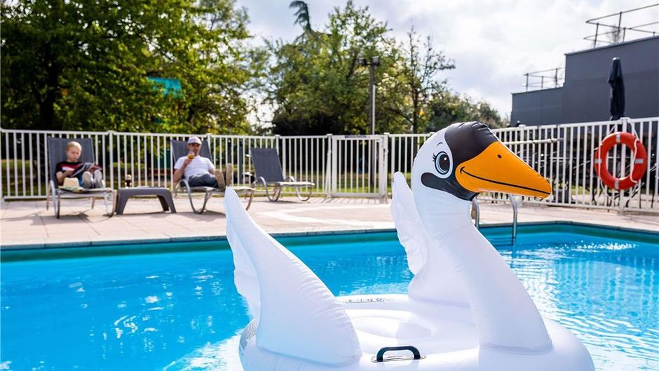 Novotel Mulhouse Bale Fribourg Pool
