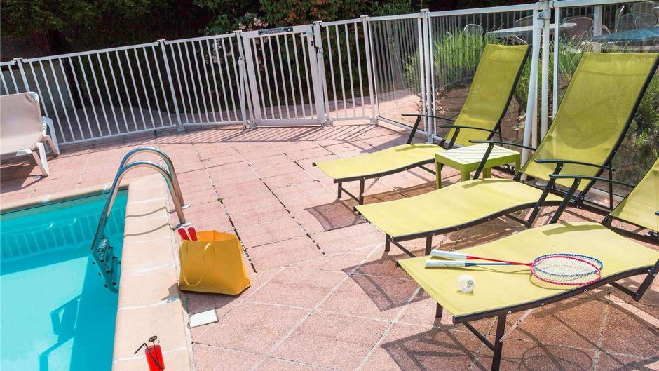 ibis Styles Tours Sud Exterior