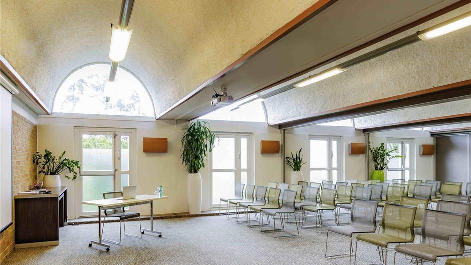 Novotel Valenciennes Aerodrome Meeting