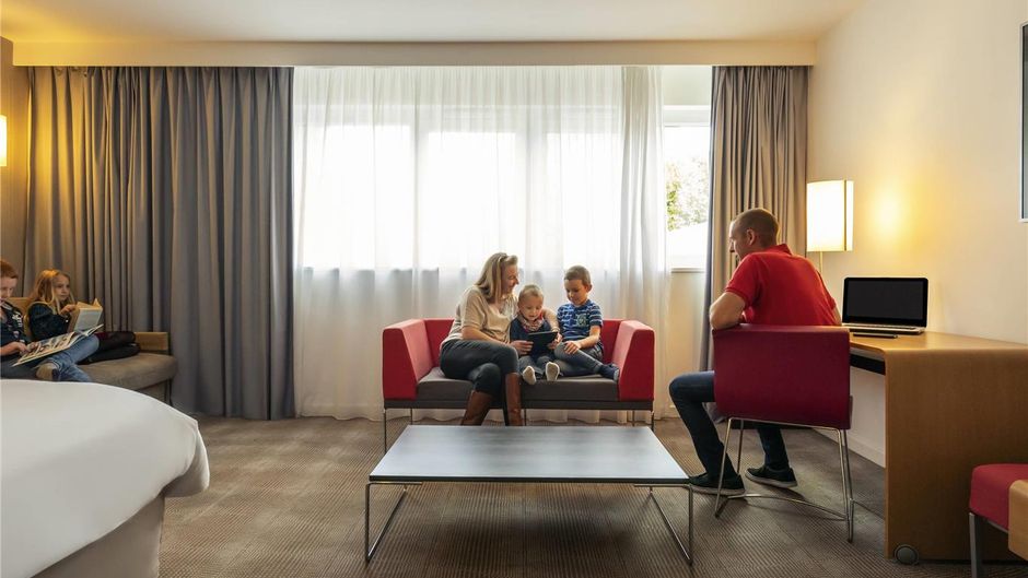 Novotel Roissy Saint-Witz Room