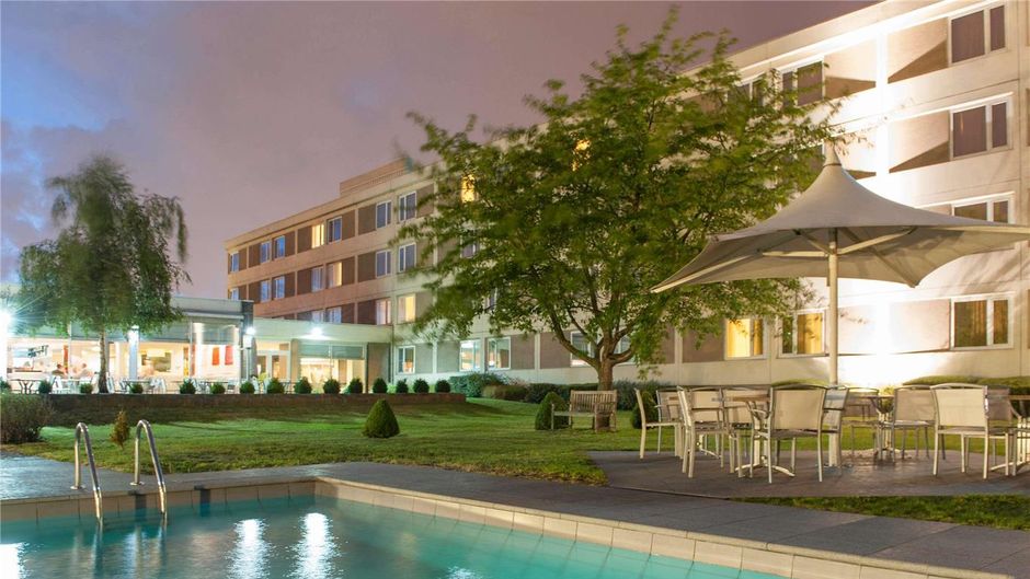 Novotel Antwerp North Pool