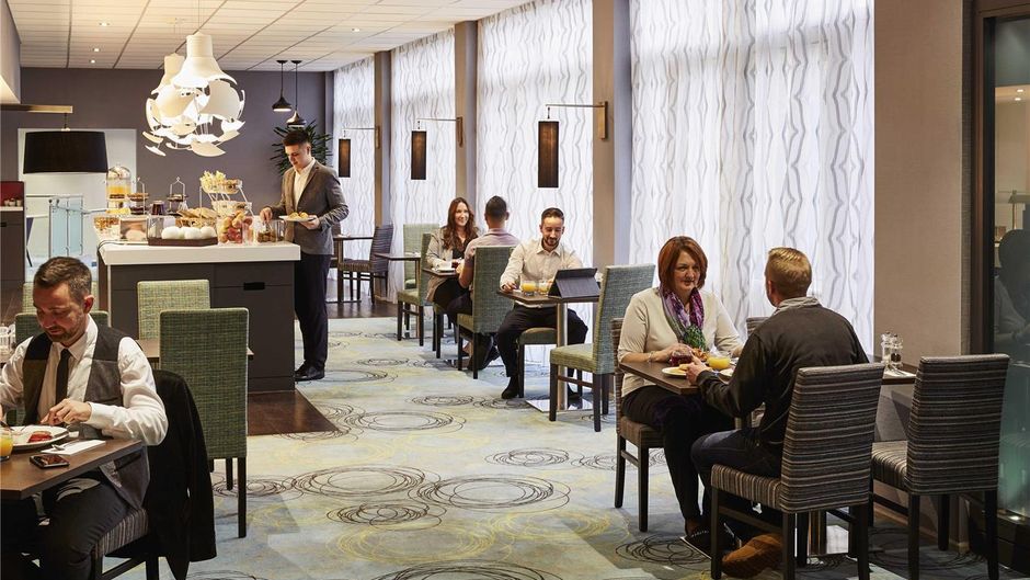 Novotel Coventry Meeting
