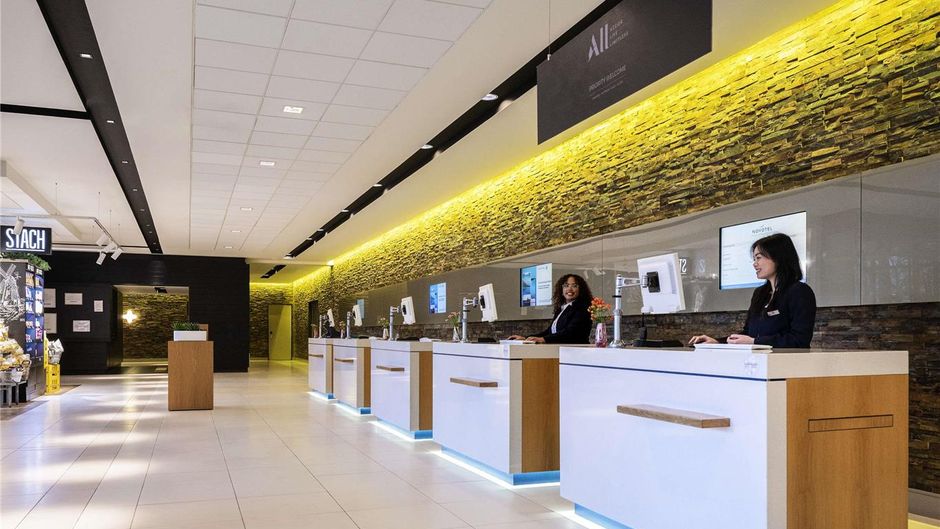 Novotel Amsterdam City Hotel Exterior