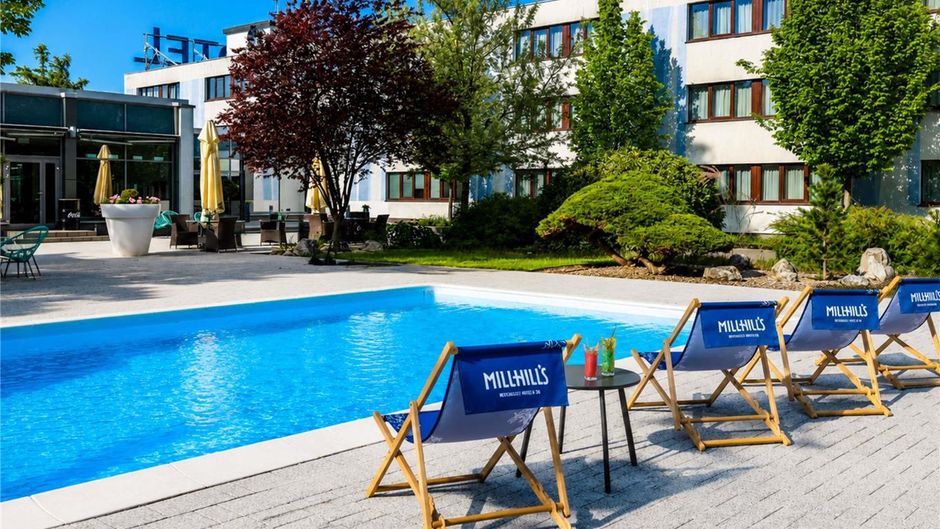 Novotel Poznan Malta Pool