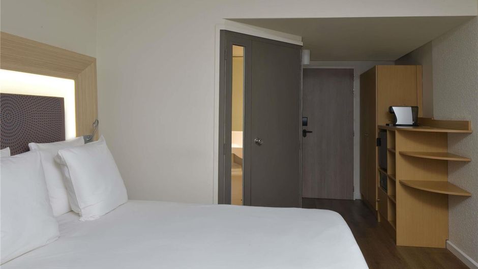 Novotel Dakar Room
