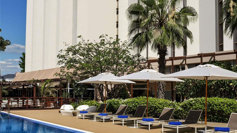 Novotel Dakar Pool