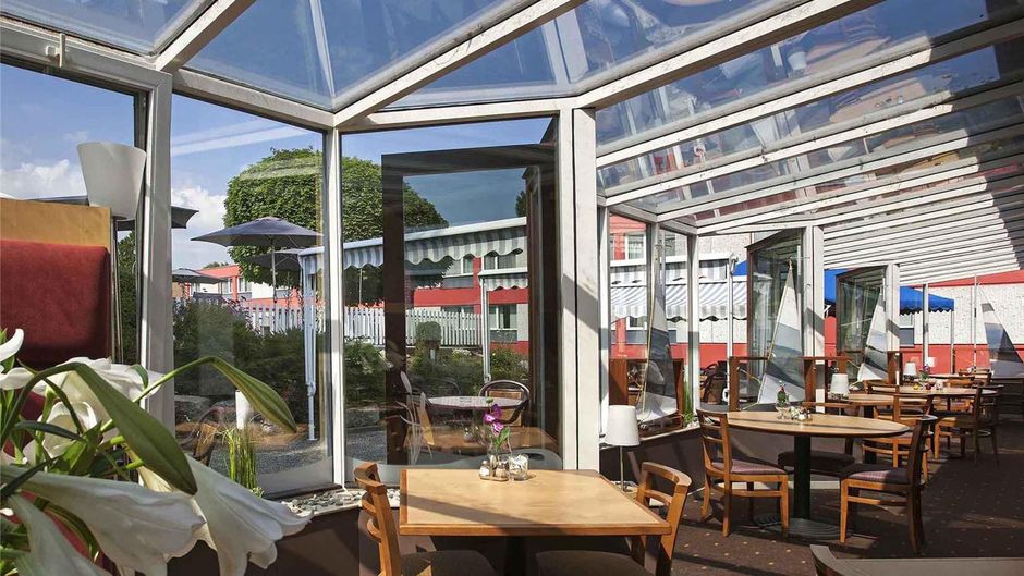 Ibis 3 Lacs Neuchatel Thielle Restaurant