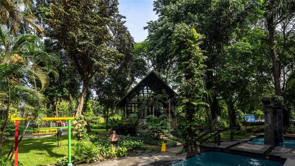 Novotel Bogor Golf Resort Convention Cnt Pool