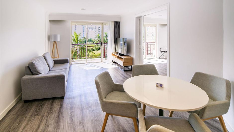 Novotel Cairns Oasis Resort Suite