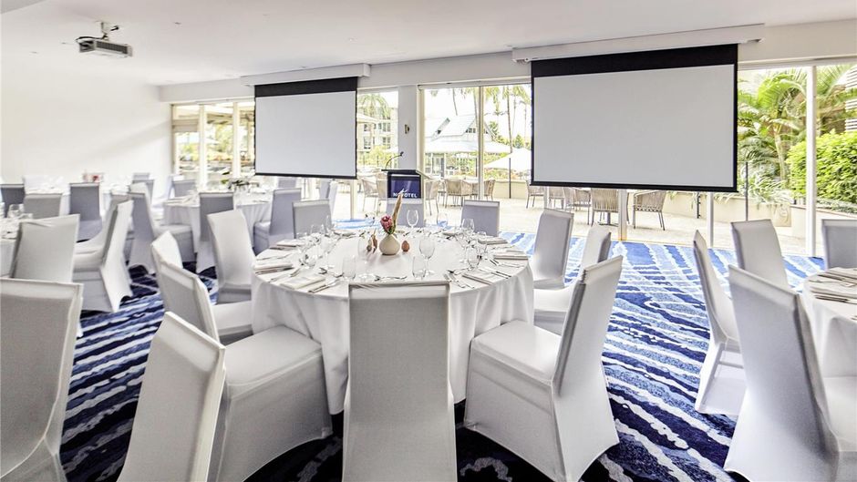 Novotel Cairns Oasis Resort Meeting