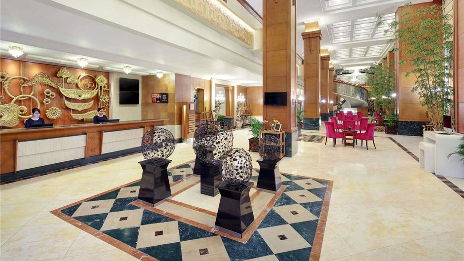 Novotel Solo Exterior