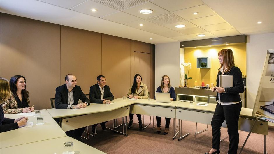 Mercure pont D'Avignon Meeting