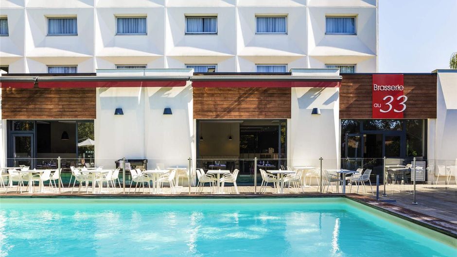 Mercure Bordeaux le Lac Pool
